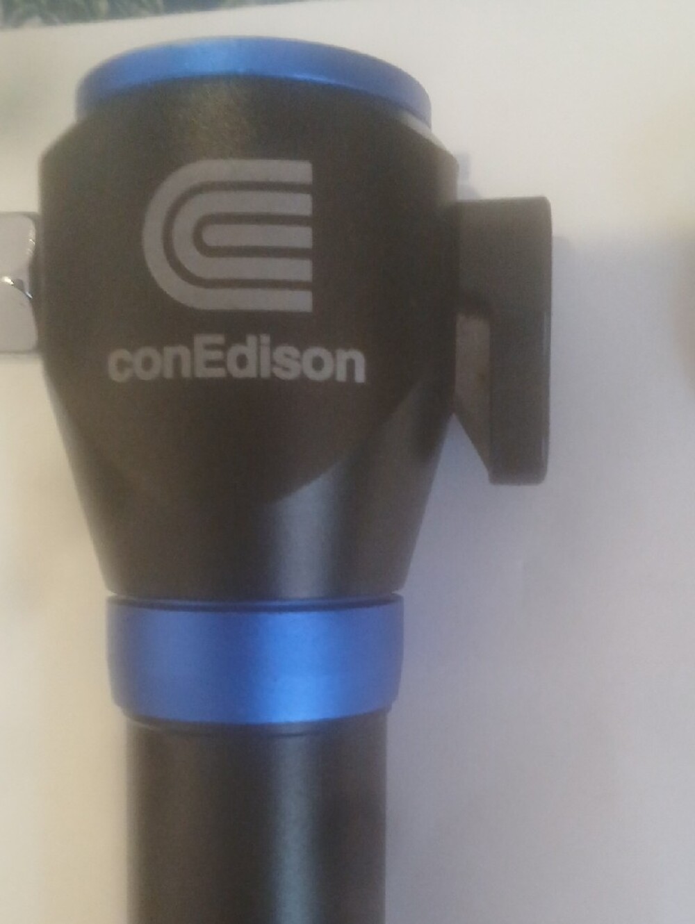 ConEd Rechargable Flashlight - Picture 6 of 9